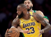 平博网站-NBA激情交易夜：湖人收获意外，勇士内线危机，火箭如鱼得水！