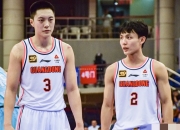 平博中国官网-中国男篮三大问题，胡明轩三人失职，投篮陷入三怪圈的简单介绍