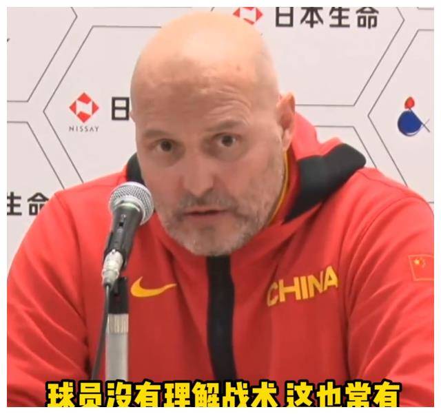 八一男篮豪取胜利，保持良好状态