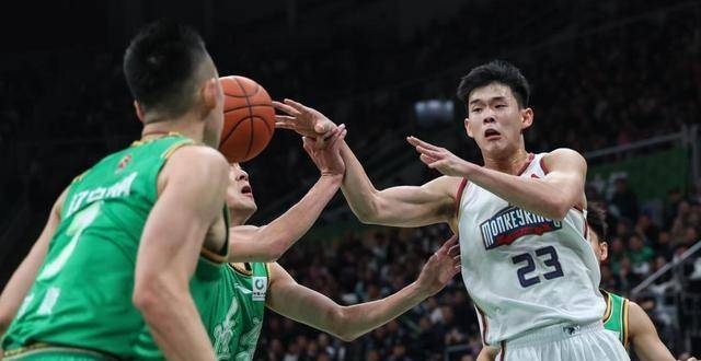 大连男篮挑战南京同曦，全队备战状态良好(大连yes篮球)